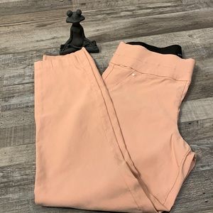 Peach ankle pants with stretch waist.